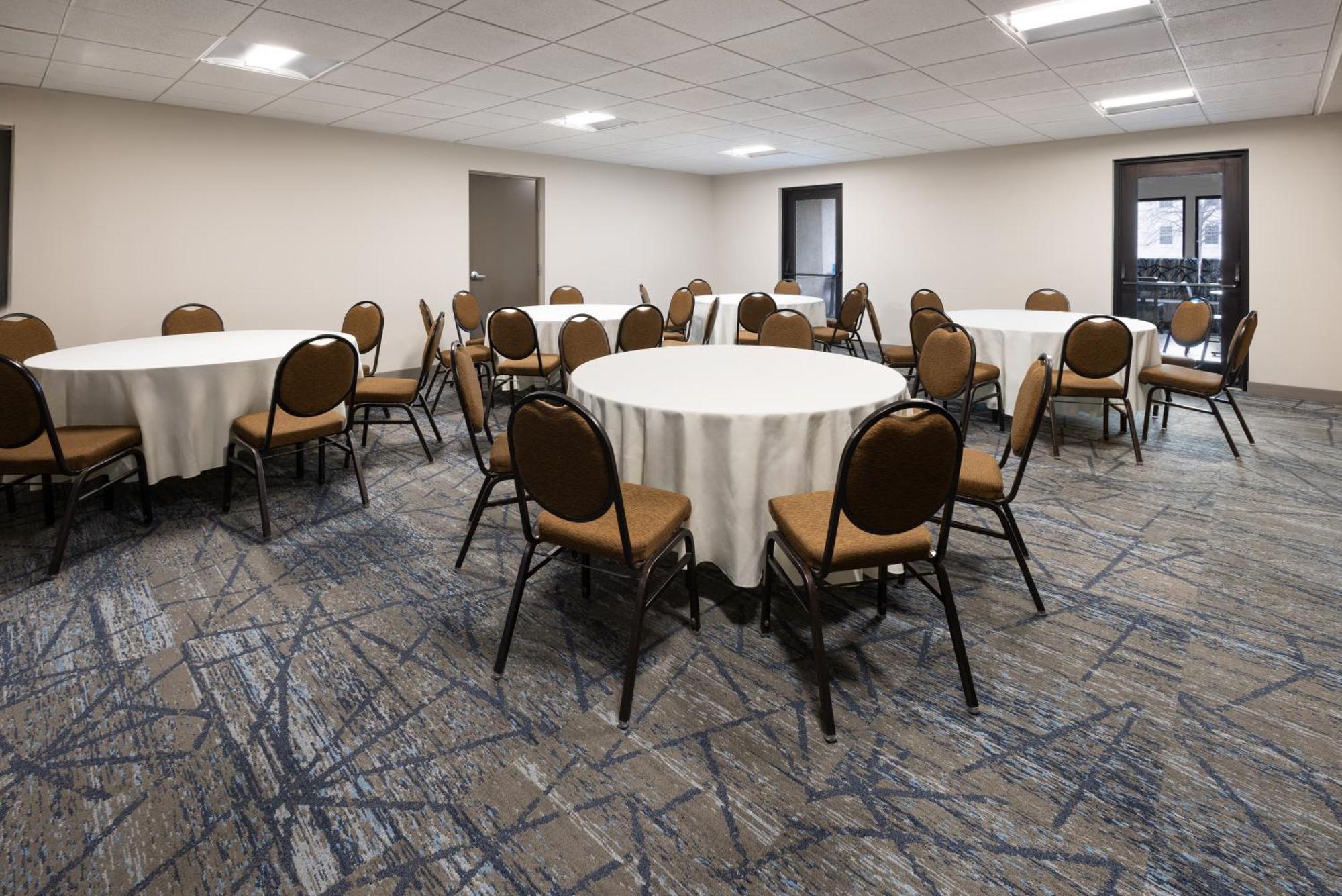 Holiday Inn Express & Suites Leesburg - Historic District By Ihg Εξωτερικό φωτογραφία