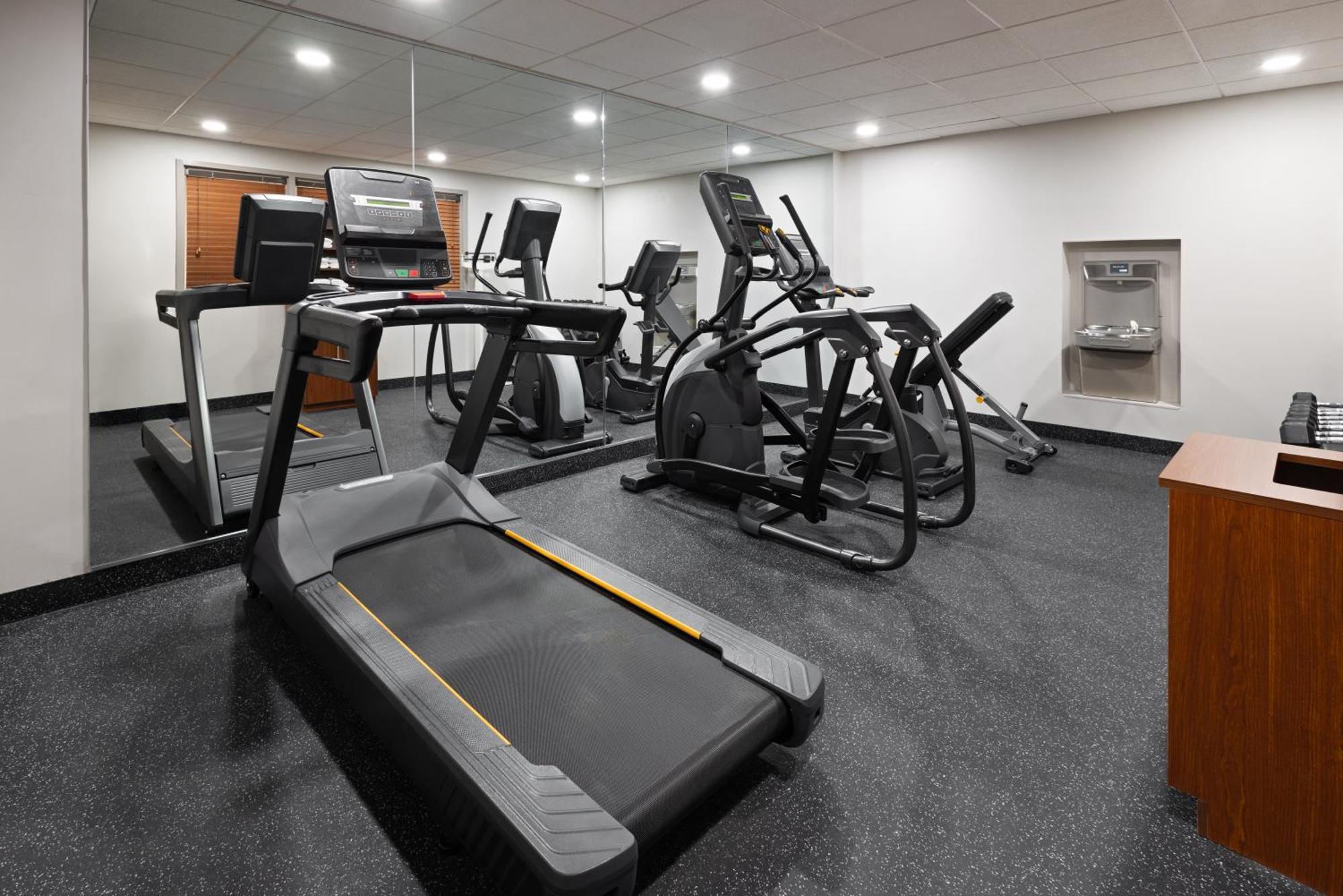 Holiday Inn Express & Suites Leesburg - Historic District By Ihg Εξωτερικό φωτογραφία